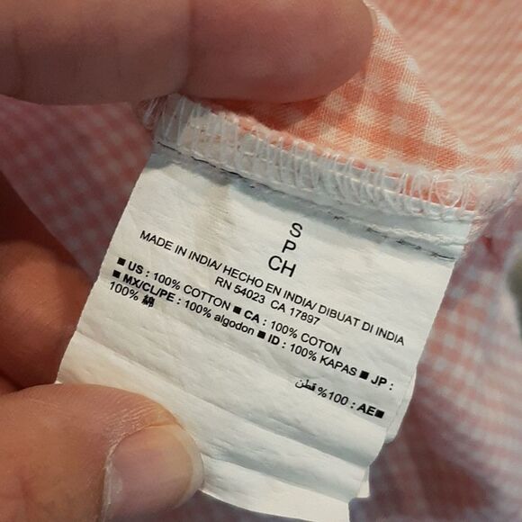 Old Navy Pink and White Button Down - Picture 5 of 5